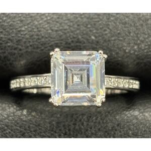 New Condition Sterling Silver Cubic Zirconia Ascher Cut Engagement Ring Size 7